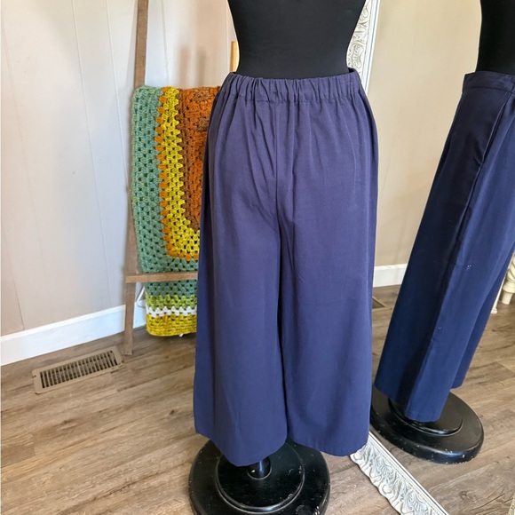 GLG Good Luck Gem • High Waisted Pull On Culotte Pants - Picture 10 of 13